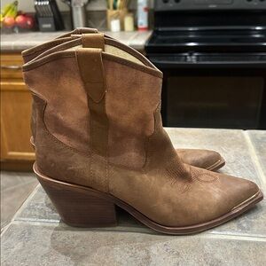 Dolce Vita Tan Western Ankle Boots